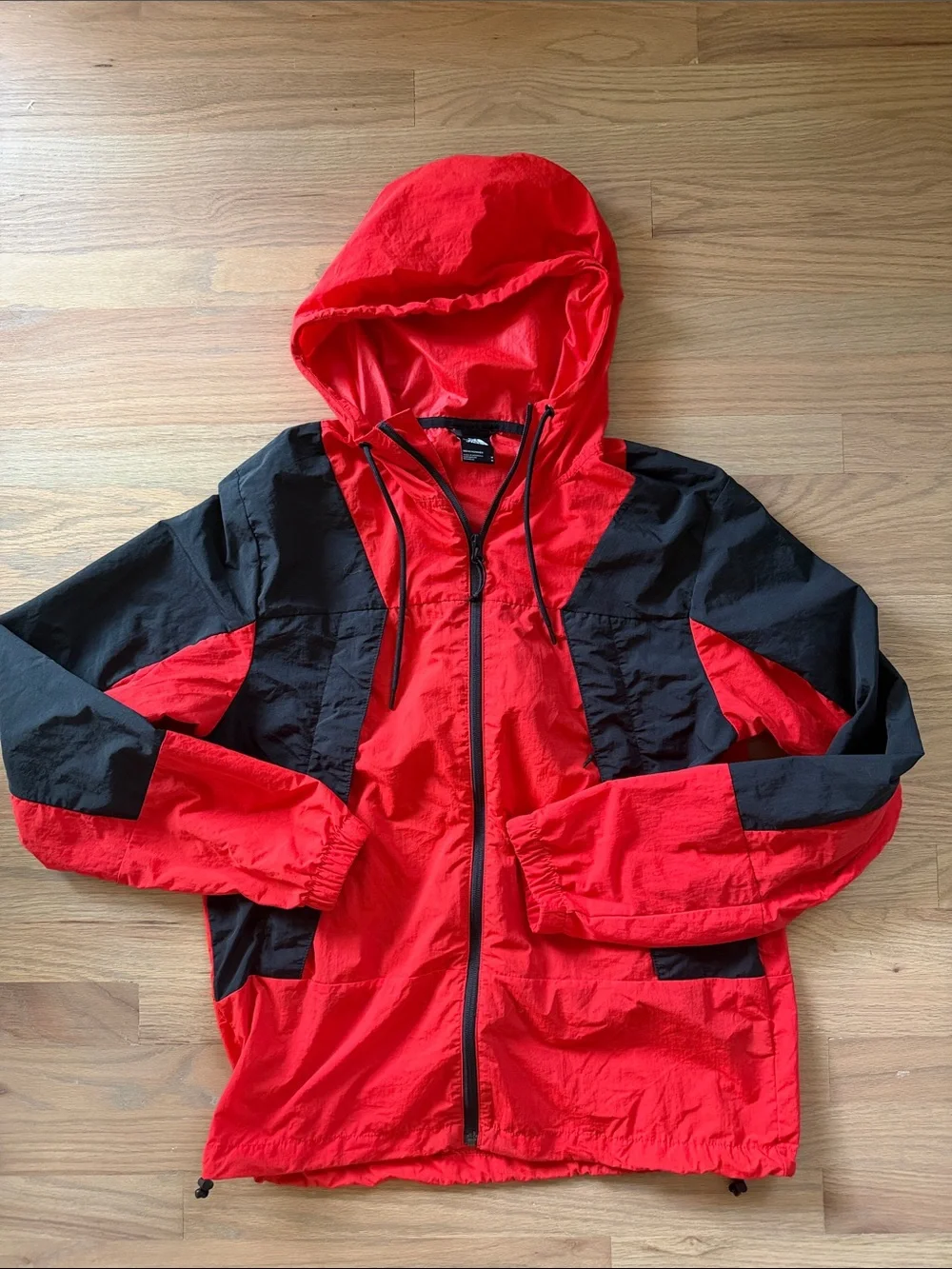 The North Face WindWall Hooded Windbreaker Jacket Red Black Men’s Medium